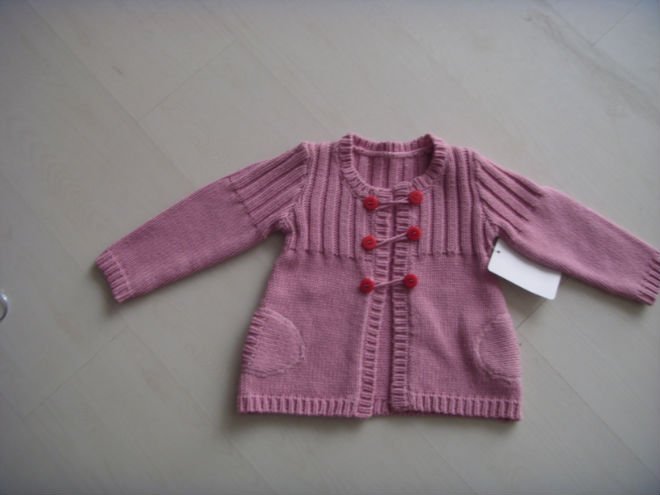 子供の編まれたセーター-キッズ服　セーター問屋・仕入れ・卸・卸売り