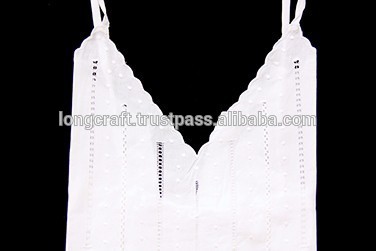 白い綿の手刺繍付きロングナイトドレス-パジャマ、寝間着問屋・仕入れ・卸・卸売り