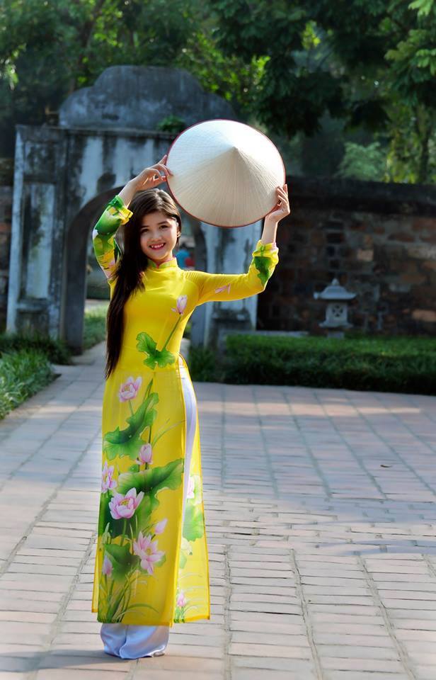 ベトナムの伝統的なドレス-その他ドレス問屋・仕入れ・卸・卸売り