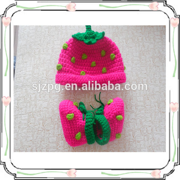 手作りの装飾的なかぎ針編みパターンいちご赤ちゃん帽子赤い果実の赤ちゃんの帽子のための写真の小道具-その他コスチューム問屋・仕入れ・卸・卸売り